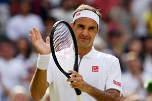 వింబుల్డన్‌: బార్టీ అలకోకగా.. ఫెదరర్‌ కష్టంగా