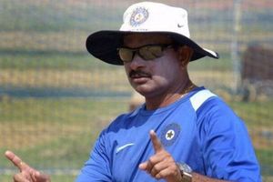 గడువు ముగిసింది: టీమిండియా హెడ్ కోచ్ రేసులో లాల్‌చంద్ రాజ్‌పుత్