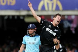 ప్రపంచకప్ ఫైనల్ మ్యాచ్: అరుదైన ఘనత సాధించిన మ్యాట్‌ హెన్రీ