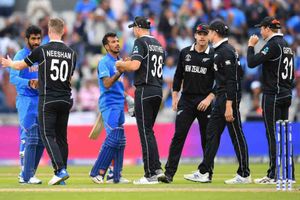 పోరాడి ఓడిన భారత్.. ఫైనల్‌కు న్యూజిలాండ్‌