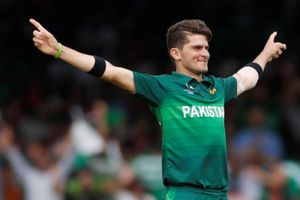 ఒక్క మ్యాచ్‌లో నాలుగు రికార్డులు: సత్తా చాటిన యువ క్రికెటర్