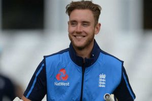 ఫైనల్ మ్యాచ్.. ఓవర్‌ త్రో చూసి గంతులేసిన స్టువర్ట్‌ బ్రాడ్‌ (వీడియో)