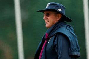 టామ్‌ మూడీకి ఉద్వాసన: సన్‌రైజర్స్‌ హైదరాబాద్‌కు కొత్త కోచ్‌