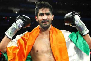 నాతో తలపడు.. బాక్సర్‌ విజేందర్‌కు సవాల్‌
