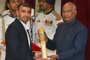 క్రీడా దినోత్సవం రోజు అజయ్ ఠాకూర్‌కు అర్జున అవార్డు