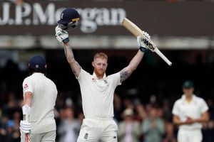 స్టోక్స్‌ను ఆకాశానికెత్తిన ఇంగ్లీషు మీడియా: అక్కసు వెళ్లగక్కిన ఆసీస్ మీడియా