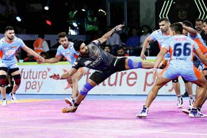 యు ముంబాకు షాక్: ఈ సీజన్‌లో నాలుగో ఓటమి!