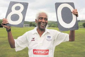 85 ఏళ్ల వయసులో రిటైర్మెంట్‌ ప్రకటించిన వెస్టిండీస్ ఫాస్ట్ బౌలర్!!