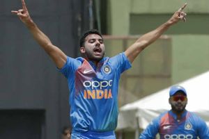 'ప్రతి ఓవర్ మొదటి బంతితో పిచ్ పరిస్థితులను అంచనా వేస్తా'