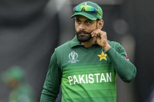 T20 Blast: ఏబీ డివిలియర్స్ స్థానంలో పాక్ ఆల్‌రౌండర్