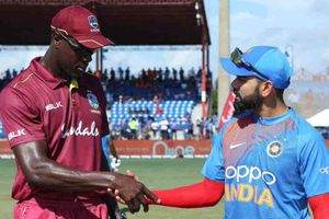 3rd T20I: టాస్ గెలిచి ఫీల్డింగ్ ఎంచుకున్న టీమిండియా