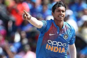 టెస్టు సిరీస్‌ కోసం జట్టుతో పాటే నవదీప్ సైనీ