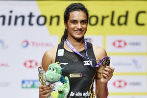 స్వర్ణ పతక విజేత పీవీ సింధుకు బాయ్‌ నజరానా