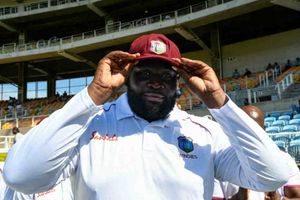 కార్న్‌వాల్‌ అరంగేట్రం: చ‌రిత్ర పుటల్లోకి ఎక్కిన భారత్-విండిస్ రెండో టెస్టు