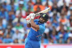 టీ20ల్లో ధోని రికార్డుని బద్దలు కొట్టిన రిషబ్ పంత్