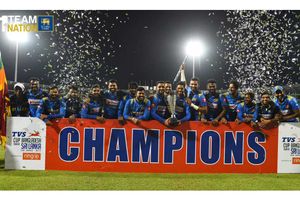 మూడో వన్డేలోనూ బంగ్లా ఓటమి.. శ్రీలంక క్లీన్‌స్వీప్‌