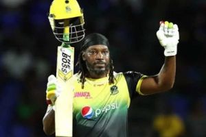 అరుదైన ఘనత: టీ20ల్లో చరిత్ర సృష్టించిన క్రిస్ గేల్