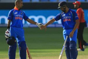 వైరల్ వీడియో.. రోహిత్‌, జడేజాలను ఓ ఆటాడుకున్న ధావన్‌