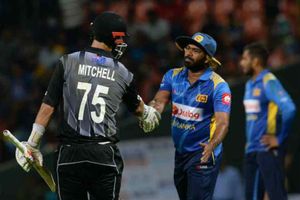 ఉత్కంఠభరిత పోరులో లంకపై కివీస్ విజయం.. సిరీస్‌ కైవసం