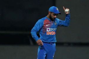 కావాలనే ఢీ కొట్టాడు: కోహ్లీ ఖాతాలో ఓ డీ మెరిట్ పాయింట్!