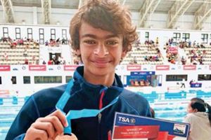 నటుడు మాధవన్ పుత్రోత్సాహం: భారత్‌కు మెడల్ తెచ్చిన కుమారుడు