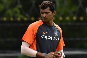 భారత బౌలింగ్ దళం బలంగా ఉంది.. చోటు దక్కాలంటే మరింత కష్టపడాలి!!