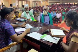 కలెక్టర్‌కు పిటిషన్‌: పీవీ సింధుతో వివాహం చేయాలి.. లేదంటే అపహరించి పెళ్లి చేసుకుంటా!!