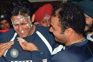 49వ పడిలోకి అనిల్ కుంబ్లే: సారీ చెప్పిన సెహ్వాగ్, పంజాబ్ కోచ్‌గా కొత్త సవాళ్లివే!