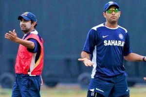 గంభీర్ పుట్టినరోజు నవ్వులు పూయించిన యువరాజ్ సింగ్