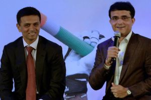 ద్రవిడ్‌తో గంగూలీ భేటీ.. క్రికెట్‌ అకాడమీపై చర్చ