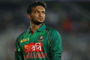 కఠిన శిక్ష: బంగ్లా జట్టుకు షాక్, షకీబ్‌పై రెండేళ్ల నిషేధం విధించిన ఐసీసీ