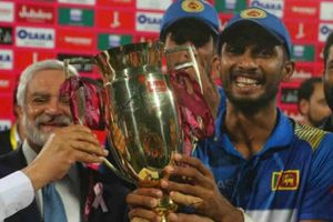 పాక్ గడ్డపై శ్రీలంక క్లీన్ స్వీప్: ధోని, క్లార్క్ సరసన దాసన్ షణక