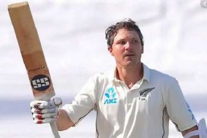 వాట్లింగ్ డబుల్ సెంచరీ.. ఇంగ్లండ్‌పై ప్రతీకారం తీర్చుకున్న న్యూజిలాండ్‌!!