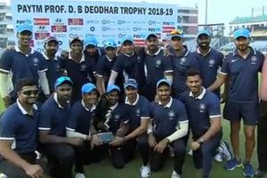 కేదార్ జాదవ్ హాఫ్ సెంచరీ: దేవధర్‌ ట్రోఫీ విజేతగా ఇండియా-బి