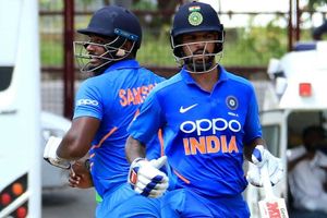 భారత్‌కు ఎదురుదెబ్బ: విండిస్‌తో టీ20 సిరిస్‌కు ధావన్ దూరం, సంజూకే ఛాన్స్!