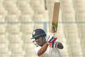 KPL fixing: ఇద్దరు బళ్లారి టస్కర్స్ ఆటగాళ్లను అరెస్ట్ చేసిన క్రైమ్ బ్రాంచ్ పోలీసులు