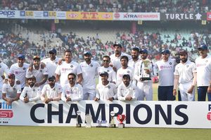 10 రోజుల వ్యవధిలో 4 ఇన్నింగ్స్‌ విజయాలు.. టెస్టు క్రికెట్‌లో సరికొత్త రికార్డు!!