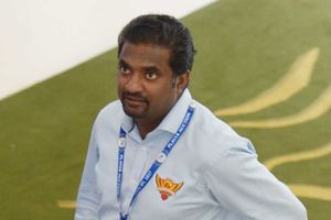 శ్రీలంక గవర్నర్‌గా మురళీధరన్‌!!