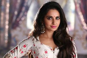 ఆ ఆట ఎప్పుడైనా ఆడావా?: ప్రెస్ మీట్‌లో రకుల్‌కు ఊహించని ప్రశ్న!