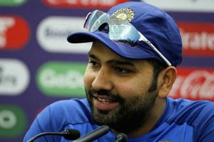 ఒక మ్యాచ్‌కా లేదా 100 మ్యాచ్‌లకా అని చూడను: గొప్ప గౌరవమన్న రోహిత్ శర్మ
