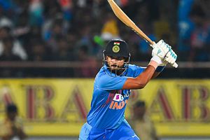 'N0.4 స్పాట్‌ సమస్య సరైన పరిష్కారం శ్రేయాస్ అయ్యరే'