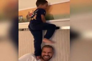 వైరల్ వీడియో.. శిఖర్ ధావన్‌ను దంచికొట్టిన జొరావర్‌!!