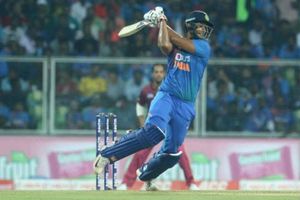 అర్ధ సెంచరీతో రాణించిన శివమ్ దుబే, విండీస్ లక్ష్యం 171