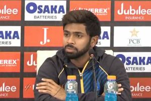 నేను డిక్వెల్లాని, డిసిల్వాని కాదు: ప్రెస్ మీట్‌లో నవ్వులు పూయించిన లంక క్రికెటర్