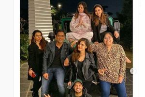 ఇది మరిచిపోలేని ట్రిప్‌.. థాంక్యూ మహీ భాయ్‌: స్టార్ సింగర్