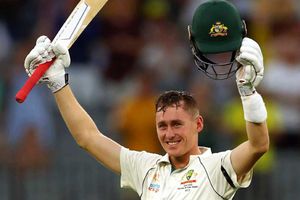 లబుషేన్‌ 'హ్యాట్రిక్‌' సెంచరీ.. ఆసీస్‌ 248/4