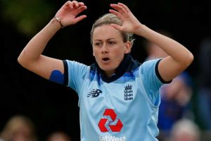 క్రికెట్‌కు గుడ్‌ బై చెప్పిన మూడు ప్రపంచకప్‌ల విన్నర్‌!!