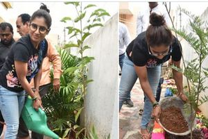 సౌరవ్ గంగూలీకి 'ఛాలెంజ్' విసిరిన మిథాలీ రాజ్!!