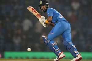 వెస్టిండీస్‌తో తొలి టీ20: కేవలం 26 పరుగులే.. రాహుల్‌ను ఊరిస్తున్న ప్రపంచ రికార్డు!!