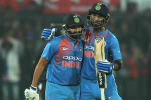 'విండీస్‌తో టీ20 సిరీస్‌.. రోహిత్‌తో కలిసి అతడే ఓపెనింగ్‌ చేస్తాడు'